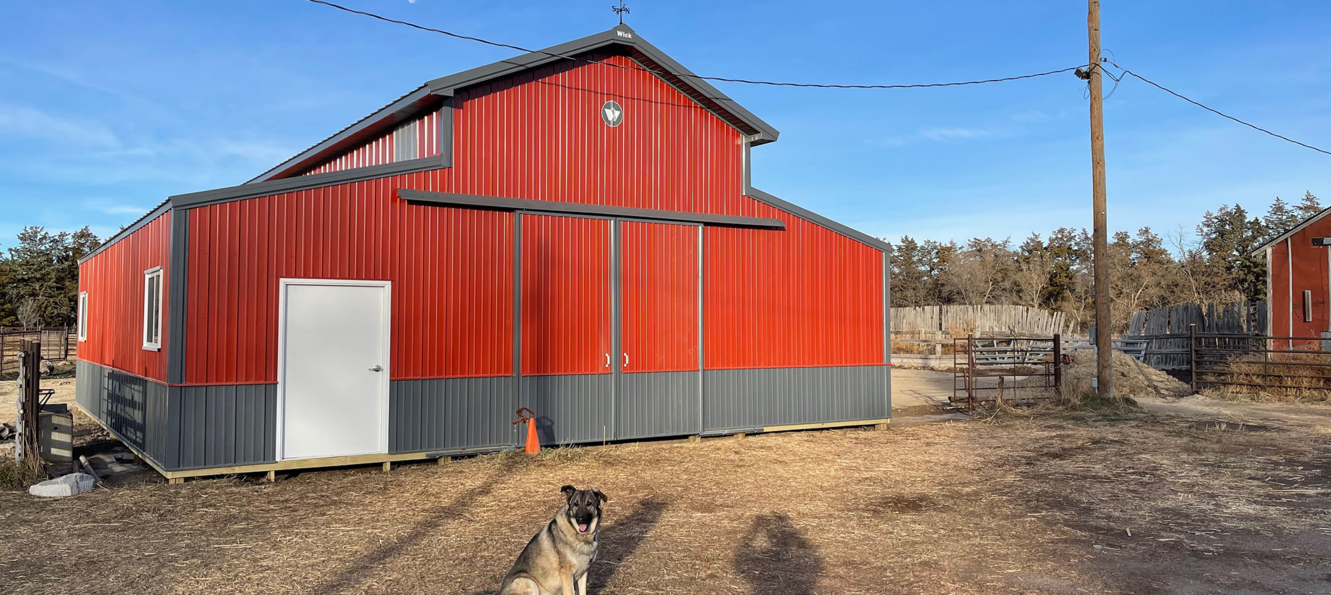 Equestrian Horse Barns